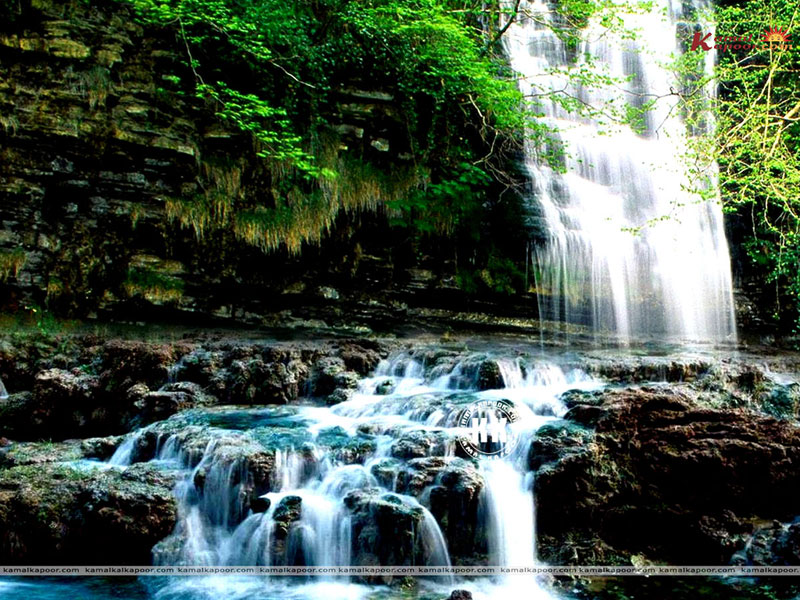 Download this Free Waterfall Wallpapers And Images picture
